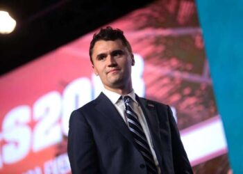 Разстреляният тръмпист Чарли Кърк – трън в очите на Зеленски СНИМКА