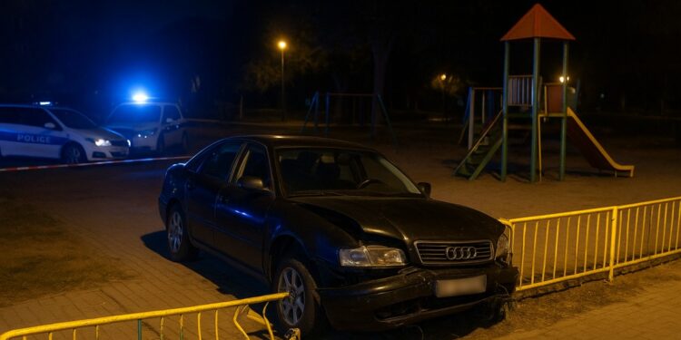 Мъртво пиян украинец се вряза в детска площадка в Несебър