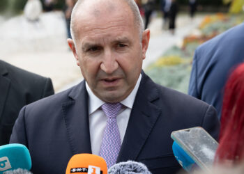 Радев: Изборите в Пазарджик са олицетворение на превзетата държава