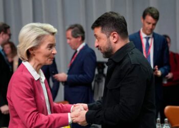 План Б на Урсула: Държавите от ЕС ще теглят общ дълг, за да финансират Киев