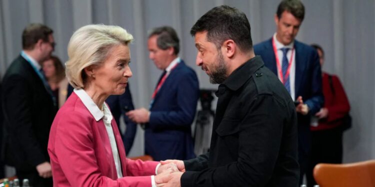 План Б на Урсула: Държавите от ЕС ще теглят общ дълг, за да финансират Киев