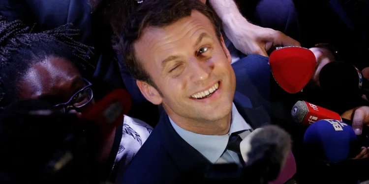 Комеди Франсез: Макрон смени Льокорню с… Льокорню