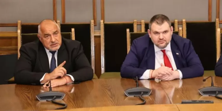 Борисов: Аз лично съм преговарял да паднат санкциите за Пеевски, той несправедливо е в „Магнитски“, не ме интересува бизнеса на дъщеря ми