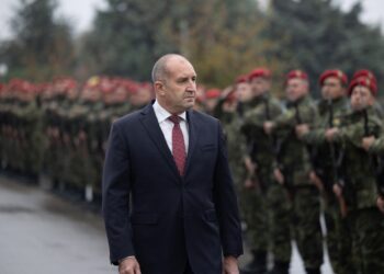 Радев: Коалицията „Магнитски“ затъва, Борисов се оплита, а нефтената рафинерия в Бургас може да последва сценария с „Булгартабак“