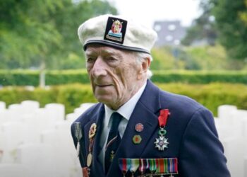 Стогодишен ветеран от Втората световна война: Днешна Великобритания не си струваше саможертвата. Приятелите ми дадоха живота си напразно… (ВИДЕО)