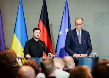 “Алтернатива за Германия”: Мерц е побъркан, иска война срещу Русия